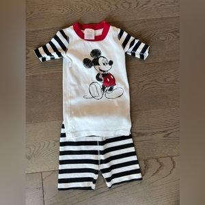 Disney Hanna Andersson Mickey pajamas. Size 6-7